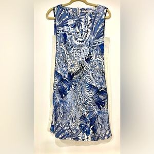 Sfizio Shift Sleeveless Dress